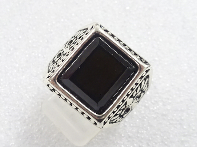 COLORED STONE FASHION RING / JP SIZE 19.5COLORED STONE FASHION RING / JP SIZE 
